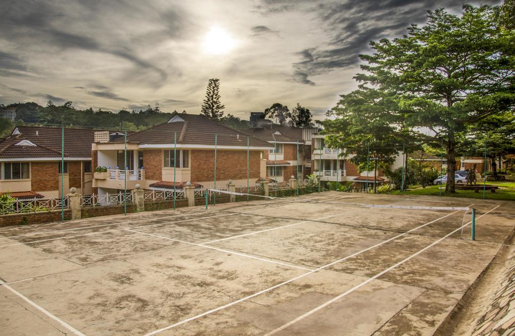 Golf Course Apartments Kampala Exterior photo